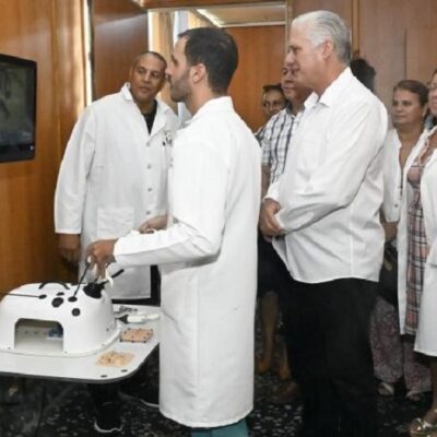 Díaz-Canel a personal de la Salud: «Ustedes son parte de nuestra victoria en la ONU»