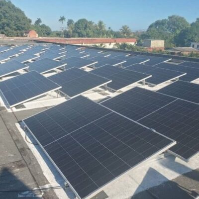 La solidaridad alumbra el Hospital de Yaguajay