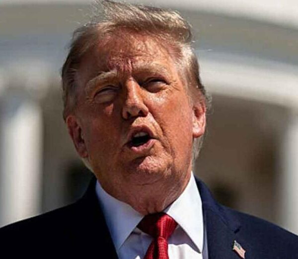 Apremio electoral, Trump de campaña por republicanos en Alabama